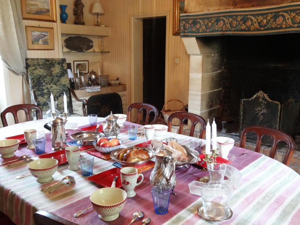 Le Logis Du Marais Lasson Exterior foto